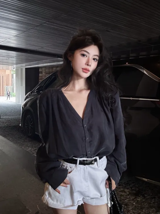法式V领衬衫女2025秋季新款女装宽松百搭高级感衬衣女长袖上衣潮