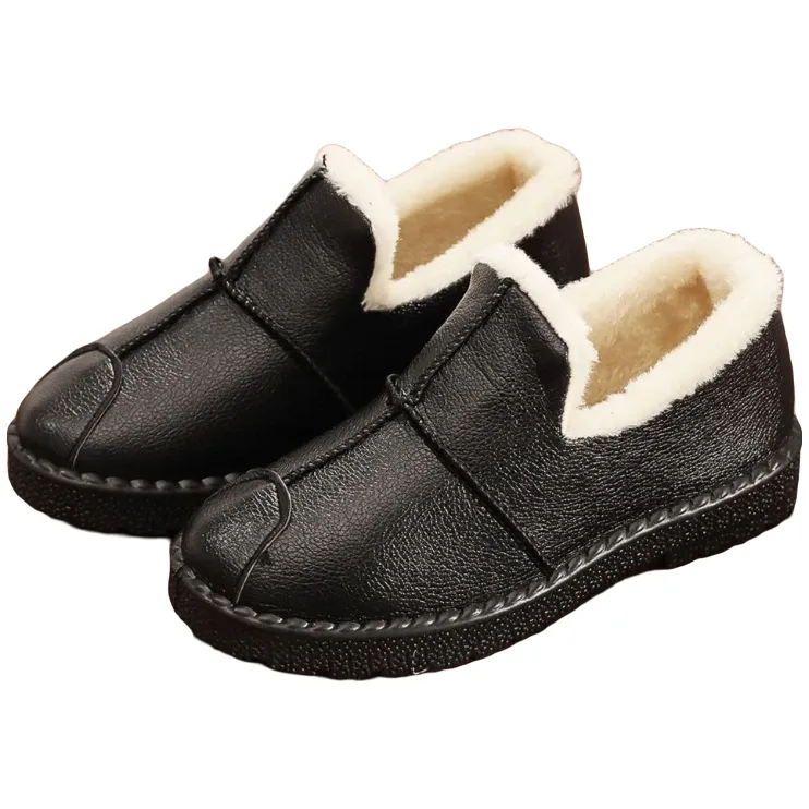 新款加厚皮面女棉靴加绒保暖老北京布鞋休闲防水防滑百搭妈妈鞋