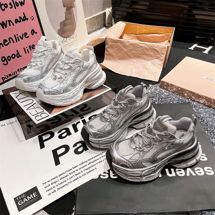 春季新款女鞋时尚休闲鞋厚底经典百搭休闲老爹鞋女