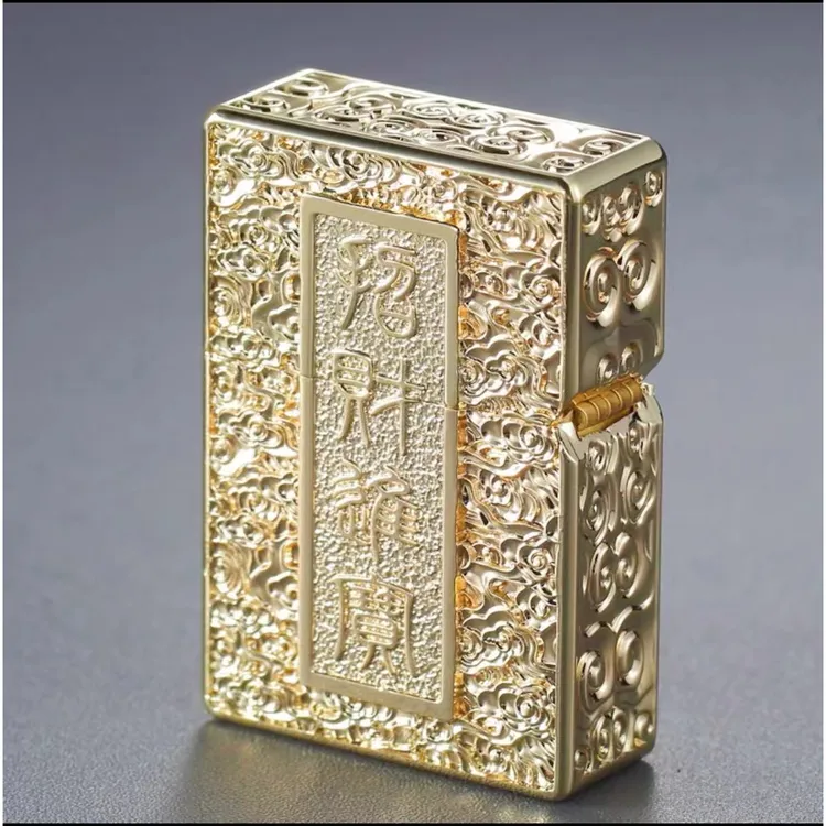 私人户外专属高档盔甲貔貅招财进宝纯铜煤油打火机原装个性重甲机