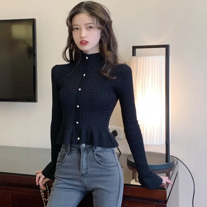 厚实保暖针织衫上衣女装秋冬新款荷叶边喇叭袖半高领设计修身显瘦