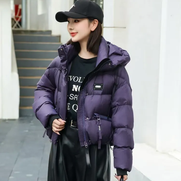 馨威家轻奢新款冬季时尚女款外套百搭短款保暖秋冬女士潮流加厚