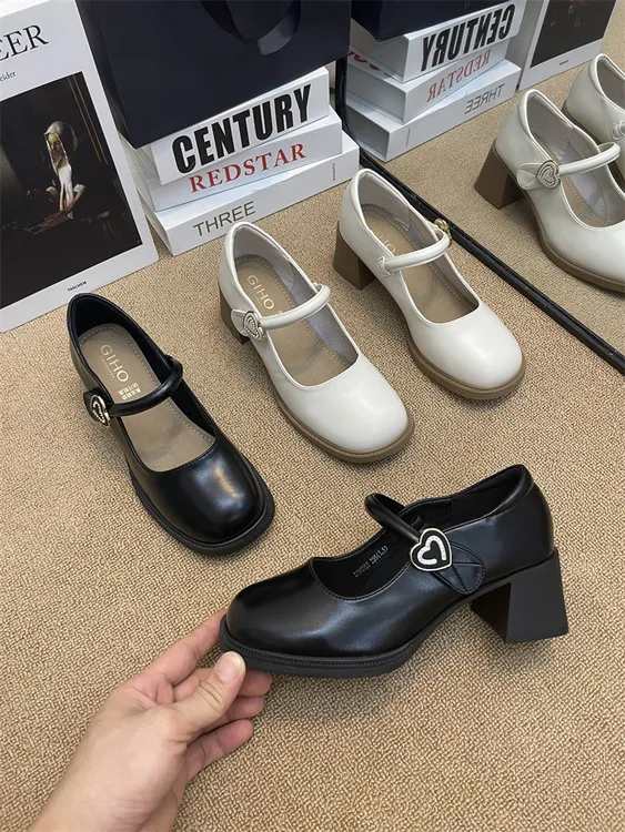 英伦风粗跟浅口玛丽珍单鞋女2024新款气质法式黑色中跟护士小皮鞋