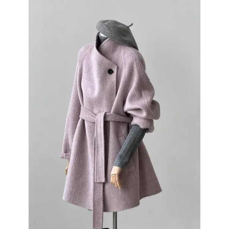 2025秋冬新款韩版穿搭设计感系带呢子外套大衣女搭配高领毛衣套装