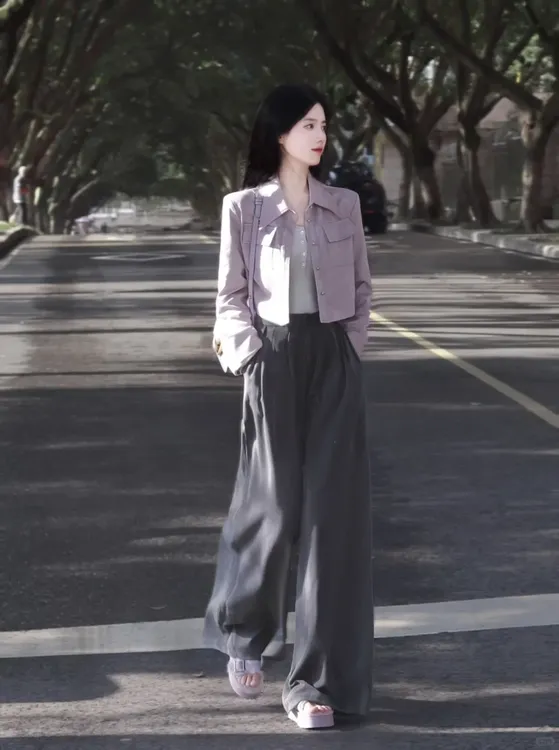 2025春季新款茶系一整套紫色开衫上衣女洋气百搭显瘦灰色阔腿裤女