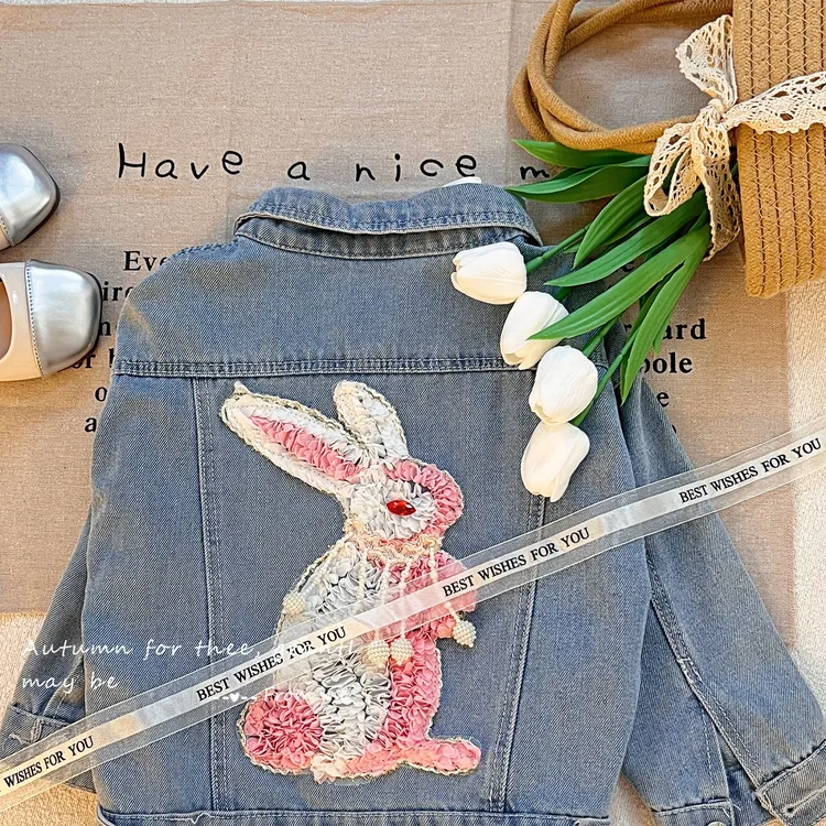 8031女童重工水洗亮片兔子刺绣牛仔秋冬外套