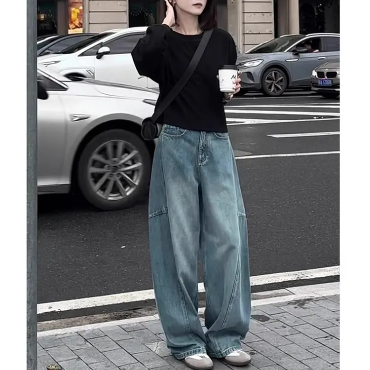 早秋季穿搭套装又a又飒黑色卫衣牛仔阔腿裤高级感气质两件套女