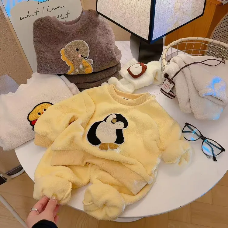 儿童加绒睡衣秋冬季新款加厚家居服男童女童云朵绒外穿保暖套装