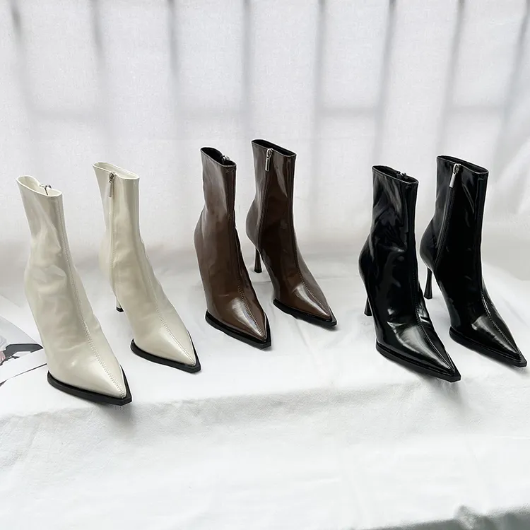欧美复古风2023秋冬季新款尖头高跟短靴子女侧拉链细跟瘦瘦靴潮