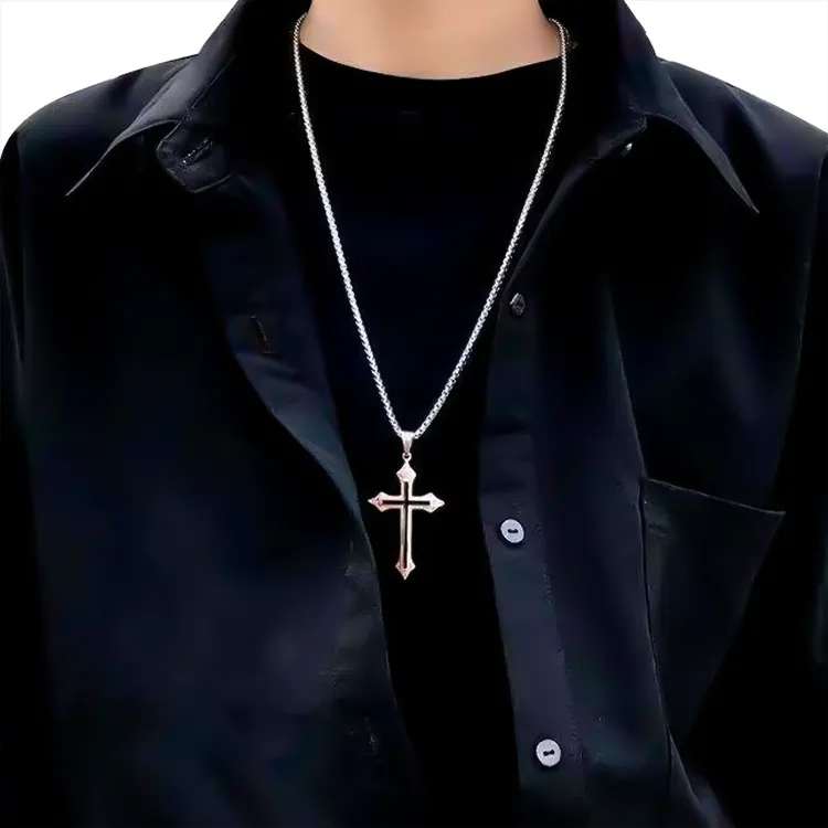 钛钢项链 ins欧美个性朋克潮人十字架吊坠项链男女简约时尚毛衣链