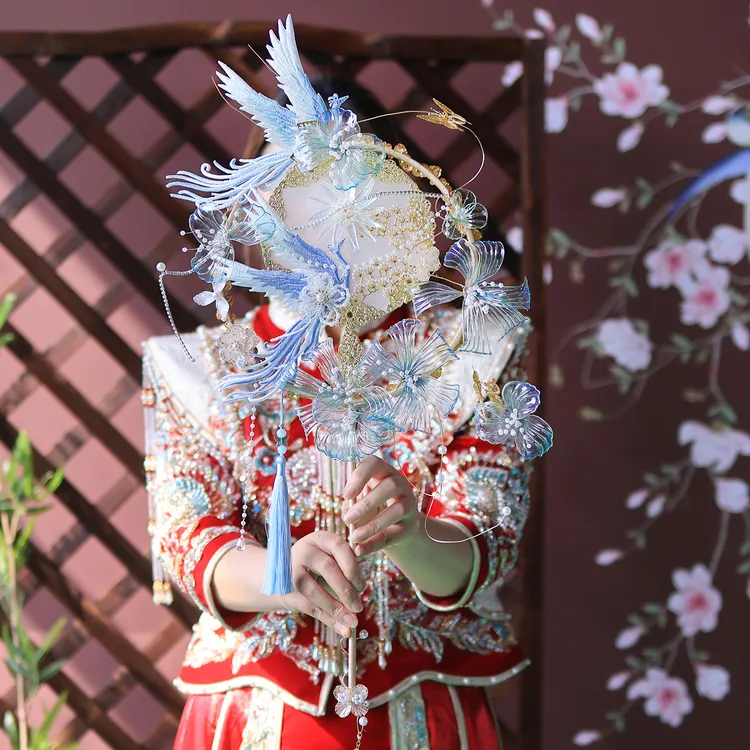 合金婚庆饰品 新娘团扇婚礼出嫁手工喜扇婚纱秀禾手捧扇