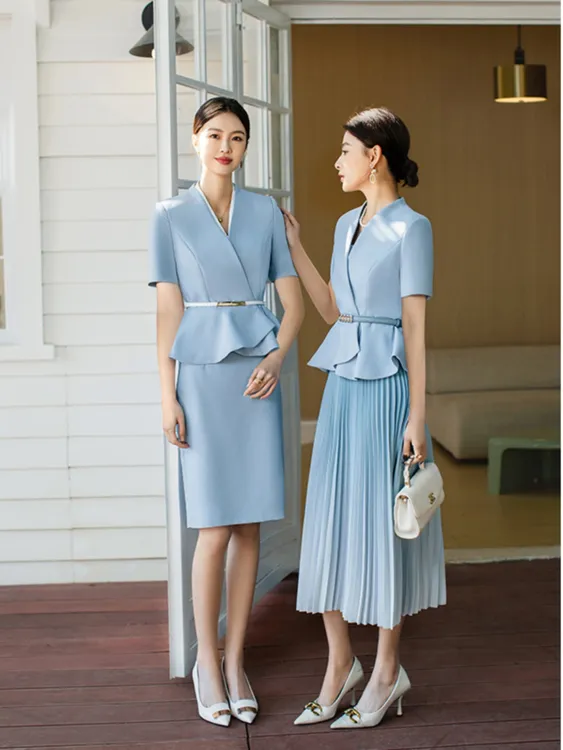 女子成鉴 蓝色气质优雅高级感丁达尔穿搭西装套装主持人职业套装