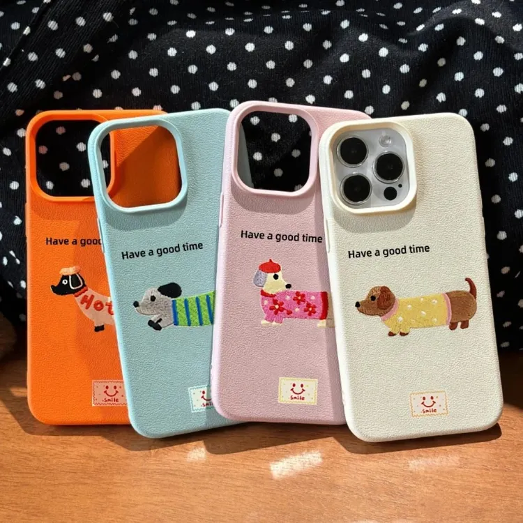 可爱彩色腊肠狗适用苹果14手机壳iPhone15个性11大孔13promax防摔