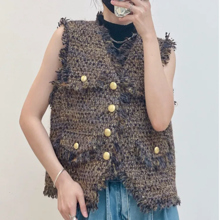 2024新款法式流苏毛边编织小香风马甲通勤无袖V领上衣口袋马夹女