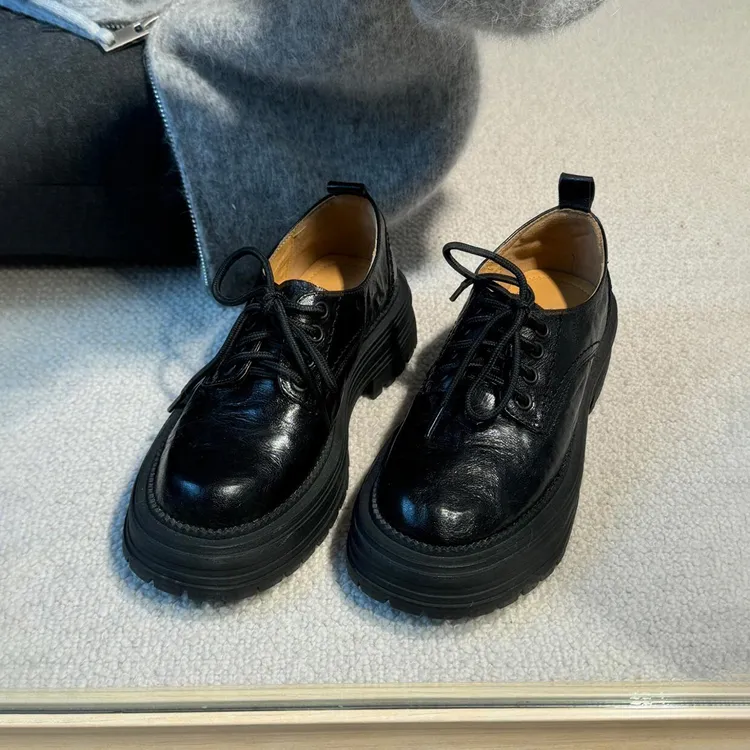 高定版~厚底英伦软皮系带小皮鞋女百搭复古学院风粗跟圆头乐福鞋