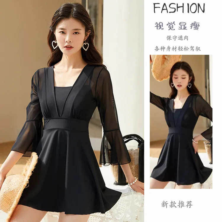 新款长袖游泳衣女士连体裙式保守遮肚遮肉防晒温泉沙滩泳装平角裤