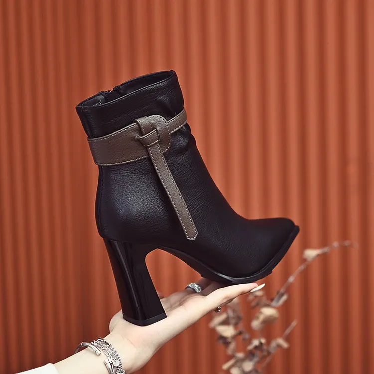 粗跟百搭时装靴女尖头时尚瘦瘦靴2024年秋冬新款网红拼色高跟短靴