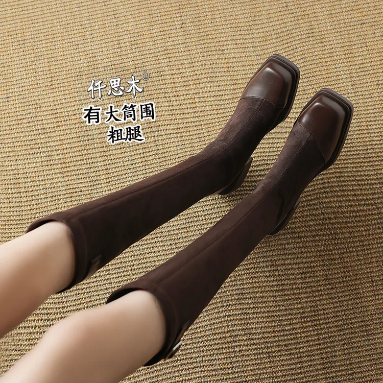 不过膝长筒靴女2024新款秋冬长靴胖mm粗腿大码女鞋41到43方头靴子