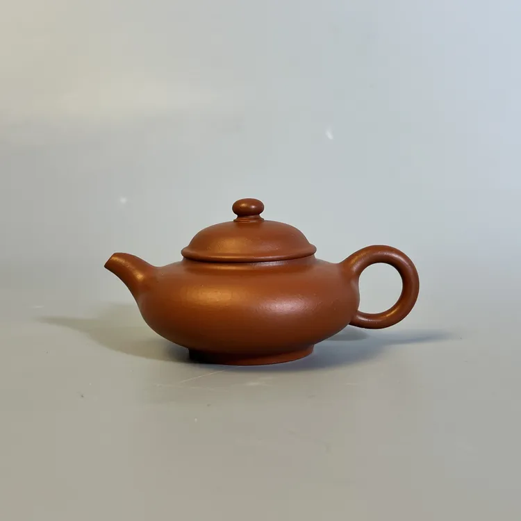 矮潘壶138cc ，原矿赵庄朱泥 ，全手工制作，师徒合作款！