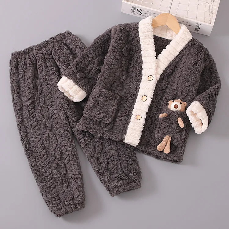 秋冬季儿童法兰绒睡衣男孩男童加厚珊瑚绒女童宝宝家居服套装