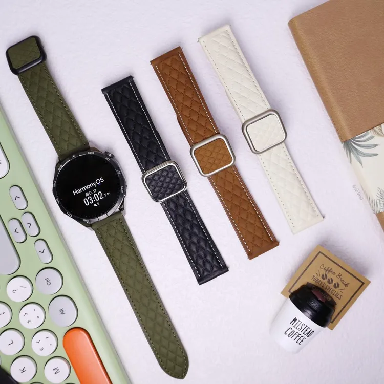 适用华为GT6/ProGT4菱形疯马纹真皮2/3pro手表带磁吸扣Watch5防汗