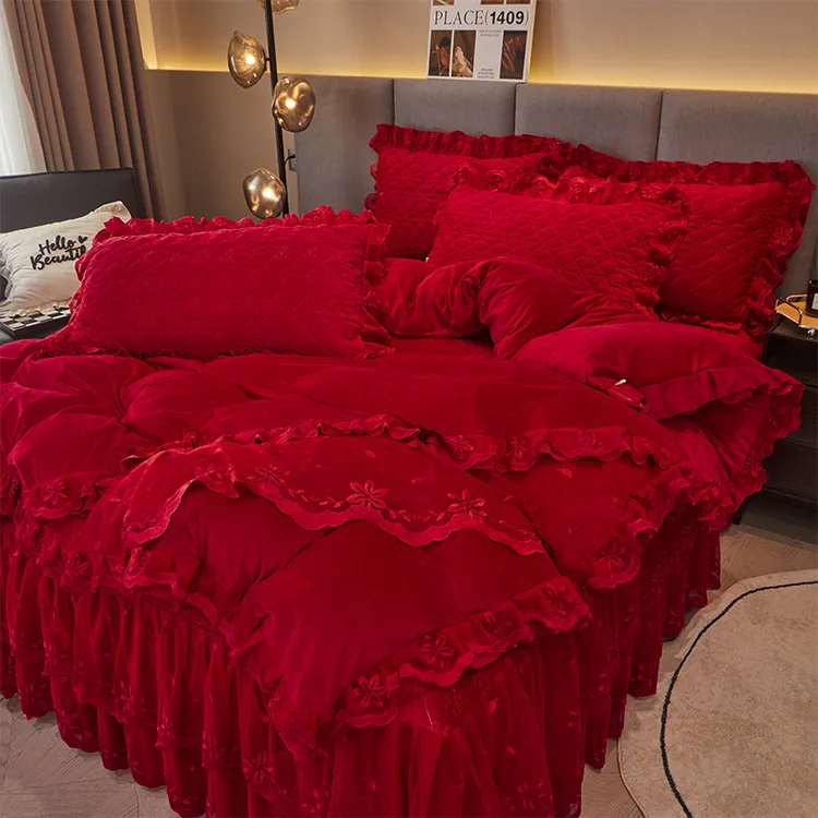 大红色欧式宝宝绒四件套秋冬加厚保暖刺绣四件套席梦思床罩四件套