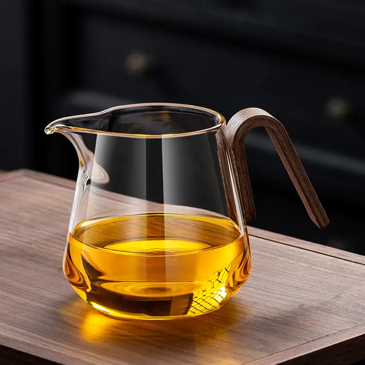 新款木把玻璃公道杯耐热加厚茶叶过滤分茶器家用玻璃高档公杯茶具