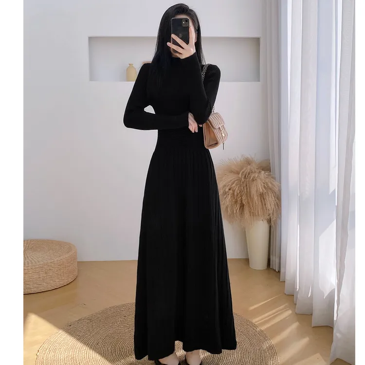 高个子法式长袖秋冬配大衣气质显瘦收腰内搭针织过膝长款连衣裙女