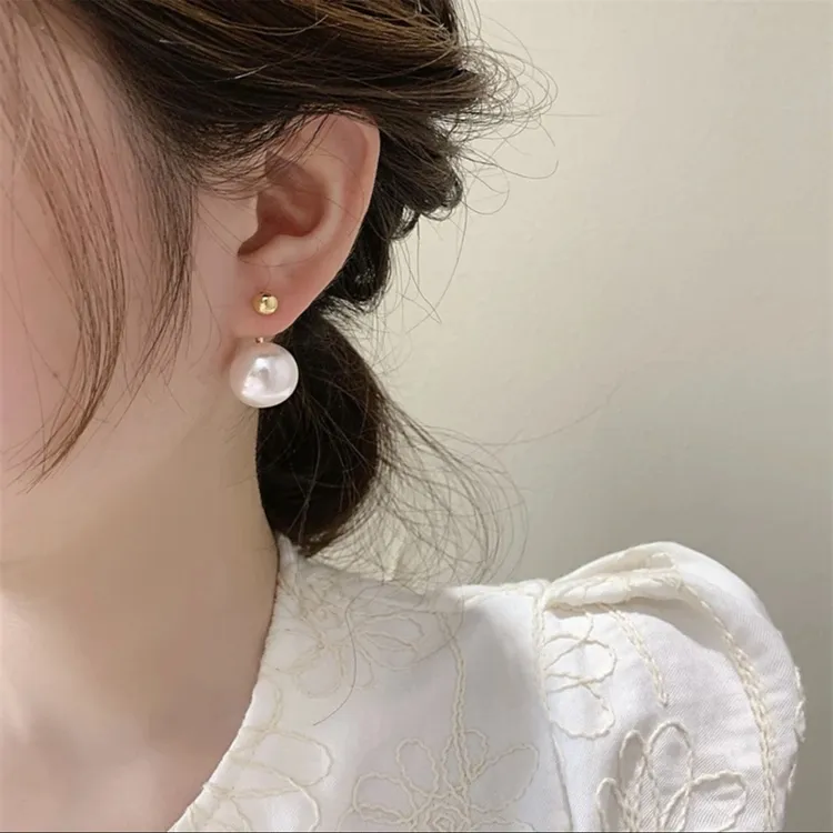 合金仿珍珠耳饰 贝珠潮高级感2023新款耳钉小众设计感耳饰后挂式