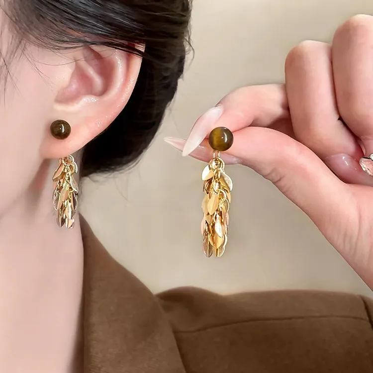 合金耳饰 美拉德风虎眼石流苏耳环女秋冬气质耳钉轻奢高级感耳饰