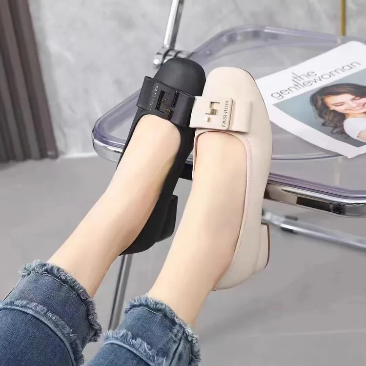 女鞋真皮早秋新款舒适时尚百搭方头软底