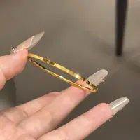 钛钢手镯 不掉色简约个性细款符号手镯小众轻奢高级感手环J116