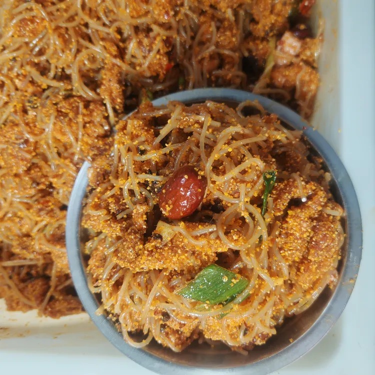 传统八大碗，红烧肉、黄金蒸肉、农家酥肉鲜香软烂肥而不腻