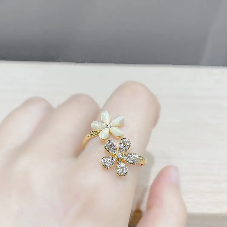 铜合金合成锆石戒指 雏菊花瓣女士开口戒指女时尚个性气质食指戒
