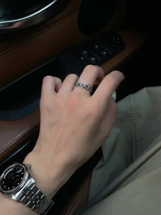 925银合成锆石戒指 小众雏菊戒(活口)