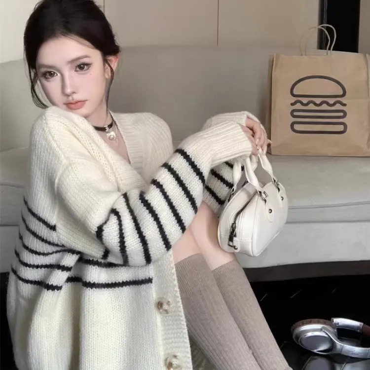 条纹v领慵懒风宽松中长款毛衣针织毛衣外套开衫女早春秋新款上衣