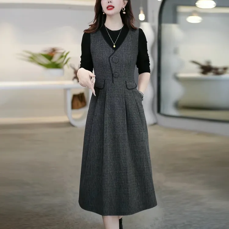 【衣雅优选】8100-814#初秋新品花边领口简约优雅显瘦假两件连衣裙