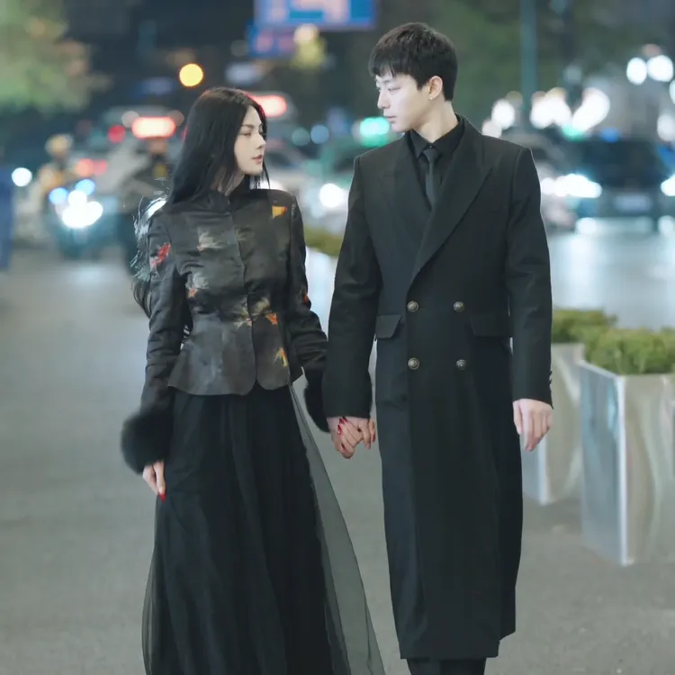 魏元高定/冬季款金鱼毛领上衣-0880