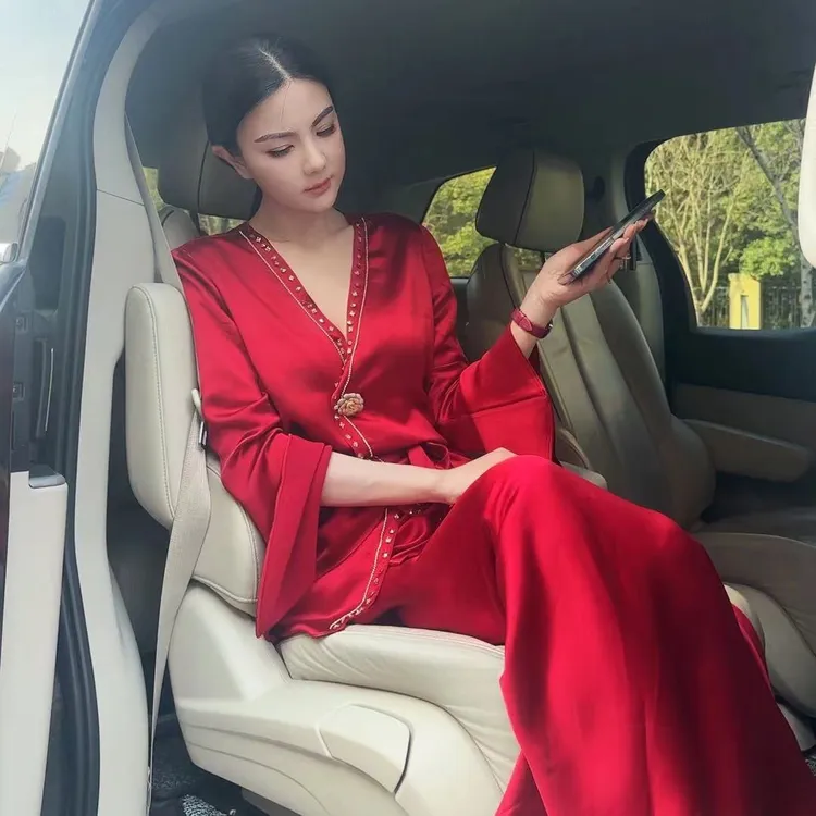 魏元高定/串珠V领开叉醋酸中式套装-0057