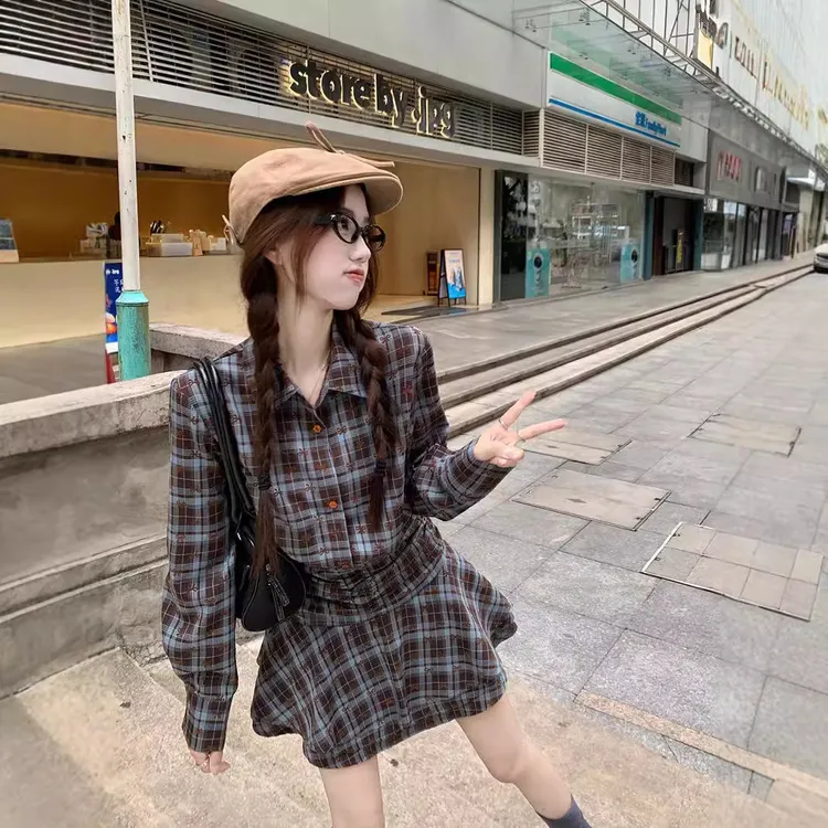 ~ 高级感蝴蝶结格纹翻领长袖秋季中长款百搭长袖连衣裙女新款