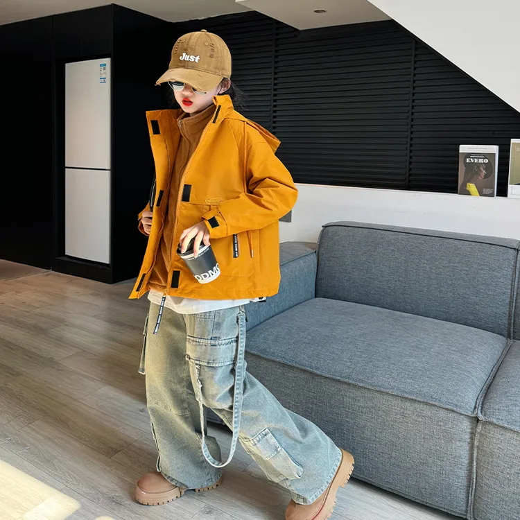 三合一新型冲锋衣儿童秋冬2025新款女大童风衣可拆卸加厚工装外套