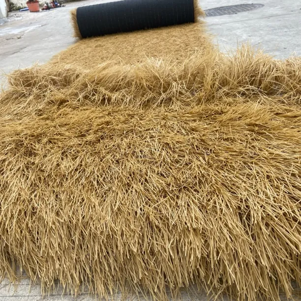 茅草屋地毯式塑料草假稻草凉亭木屋农家乐PE环保高密度仿真茅草瓦