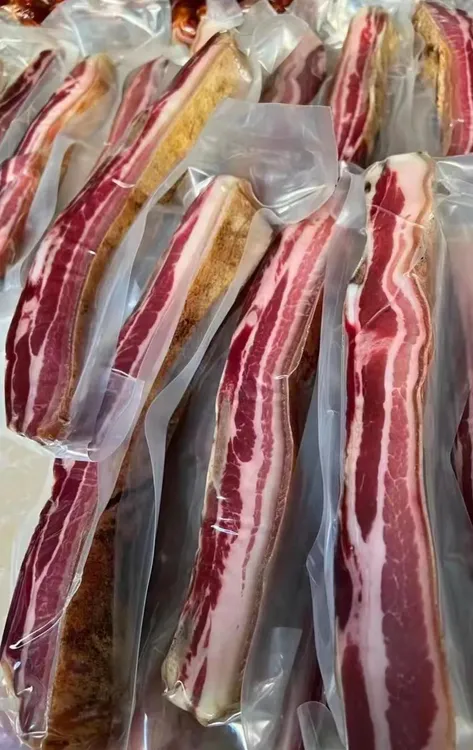 云南大理五花腊肉