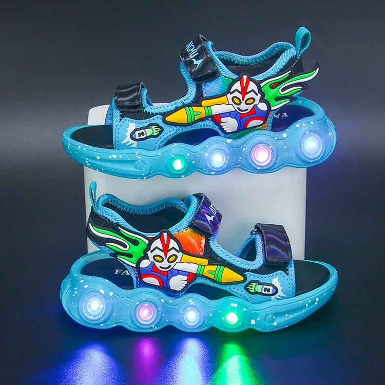 带灯儿童夏季凉鞋发光沙滩鞋男童大小童软底运动男孩凉鞋儿童鞋子