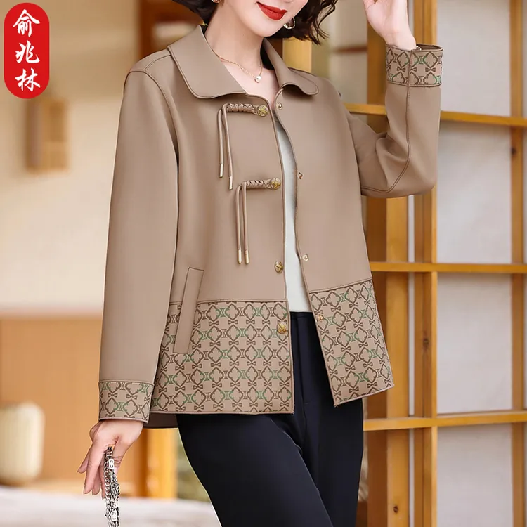 俞兆林妈妈春装外套时尚新中式风衣洋气中老年女春秋短款国风上衣