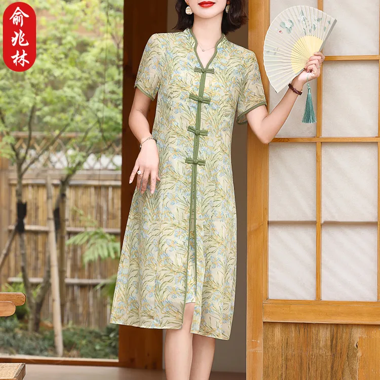 俞兆林妈妈夏季国风连衣裙短袖洋气中老年女碎花气质收腰过膝裙子