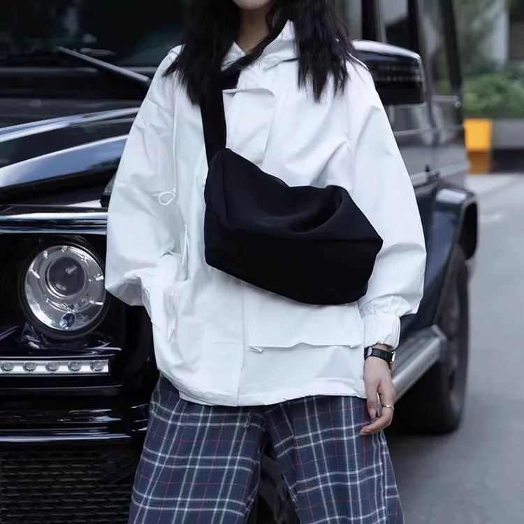 运动休闲时尚百搭i个性斜跨包包潮流