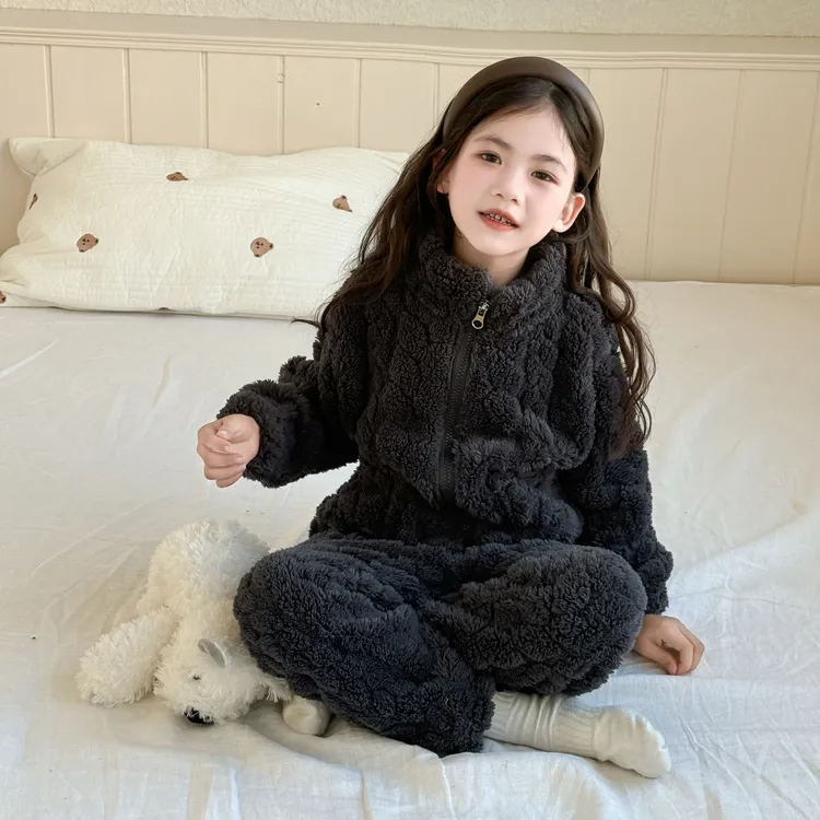 儿童秋冬款法兰绒睡衣宝宝加厚家居服男童珊瑚绒套装女童保暖套装