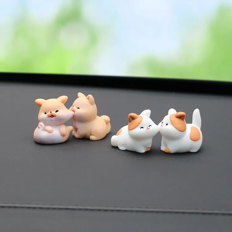 2024新款车内饰品摆件汽车中控台显示屏车上装饰品女生网红小兔子