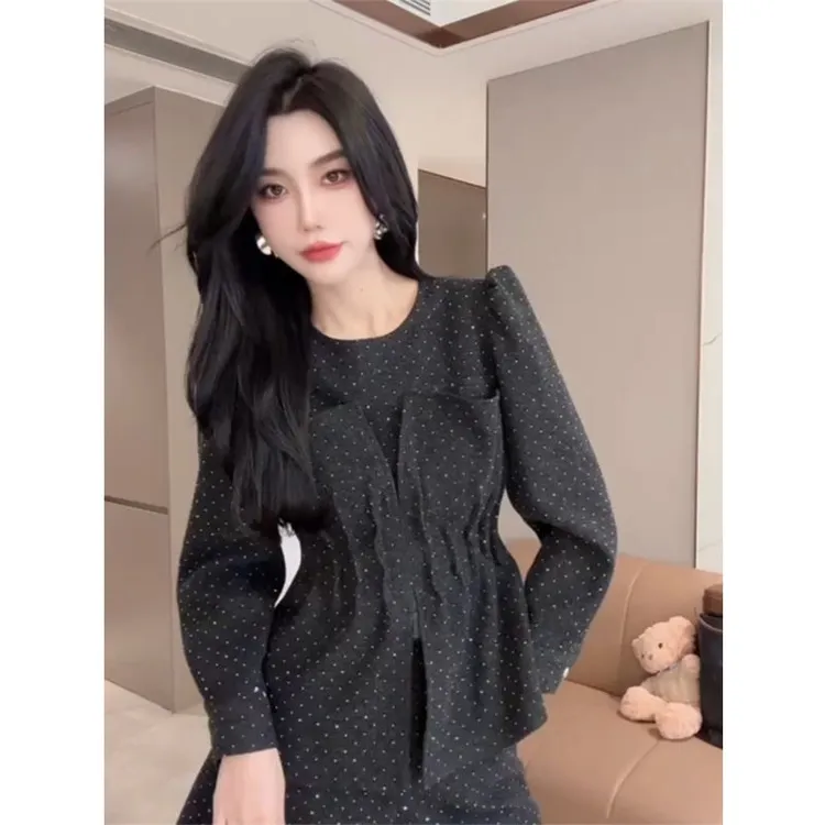 网红爆款设计感不规则百搭泡泡袖洋气短裤拼色2025春季新款两件套